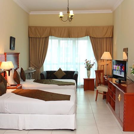 Grand Midwest Hotel Apartments Dubai Exterior photo