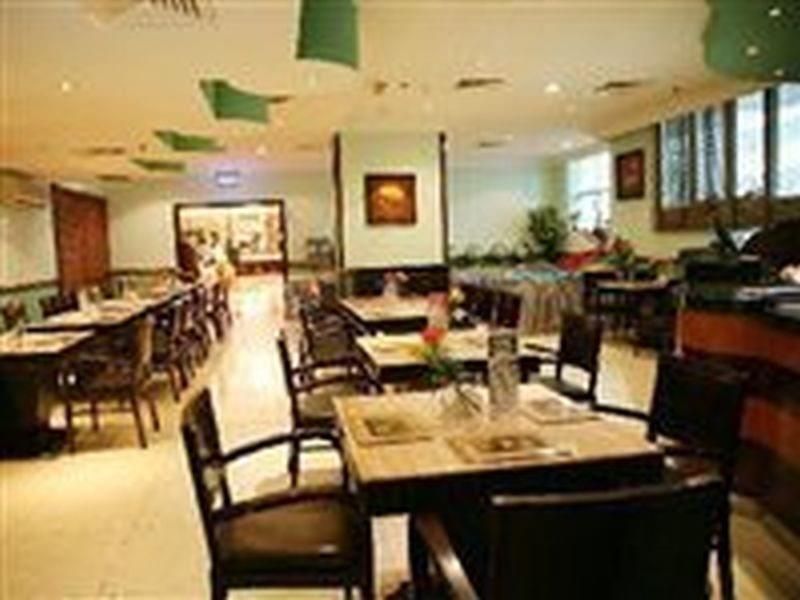 Grand Midwest Hotel Apartments Dubai Exterior photo