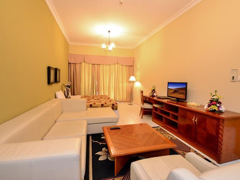 Grand Midwest Hotel Apartments Dubai Exterior photo
