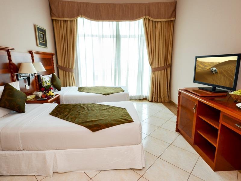 Grand Midwest Hotel Apartments Dubai Exterior photo